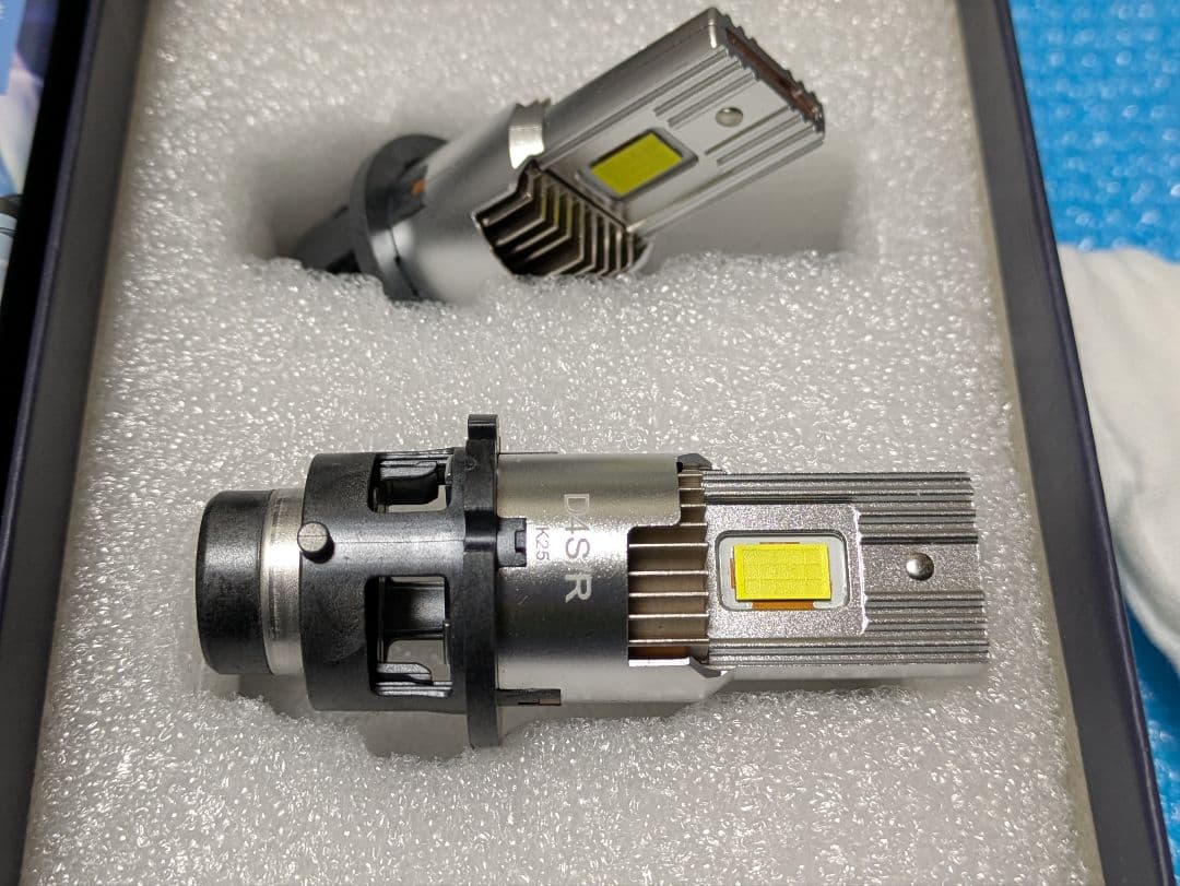 SUPAREE　スパリー　D4S　 ヘッドライト　LED　６５００K