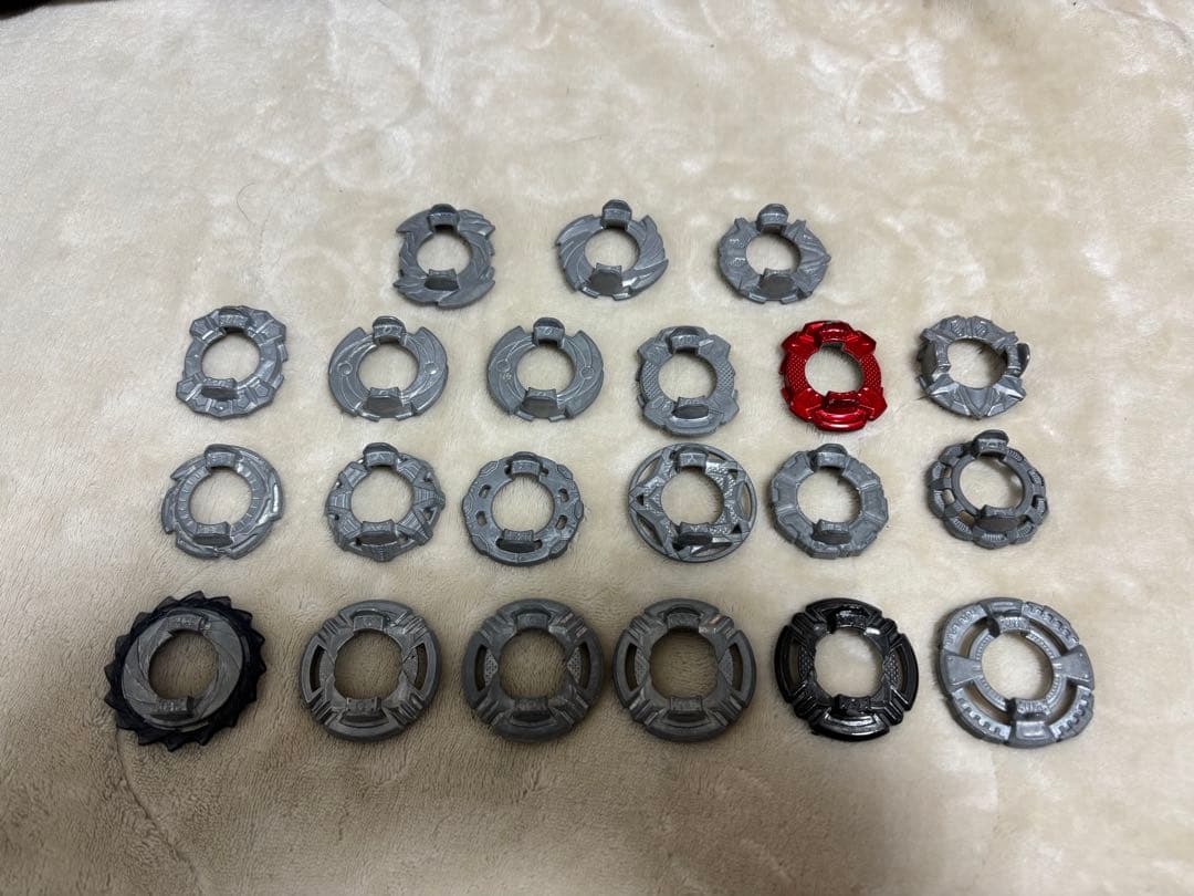 S*)様 ベイブレードバースト　引退品まとめ売り