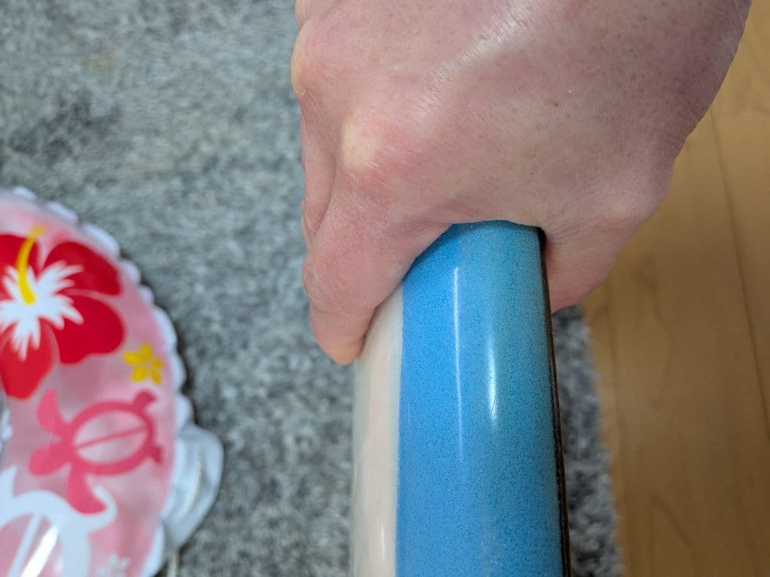 ミスフィットサーフボード。フィンもプレゼントします。