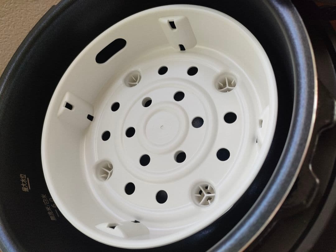 アイリスオーヤマ 電気圧力鍋 4Ｌ