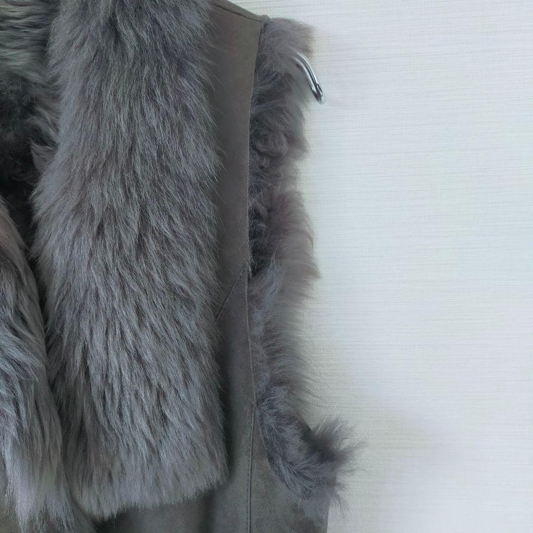ムートン ファー付きベスト