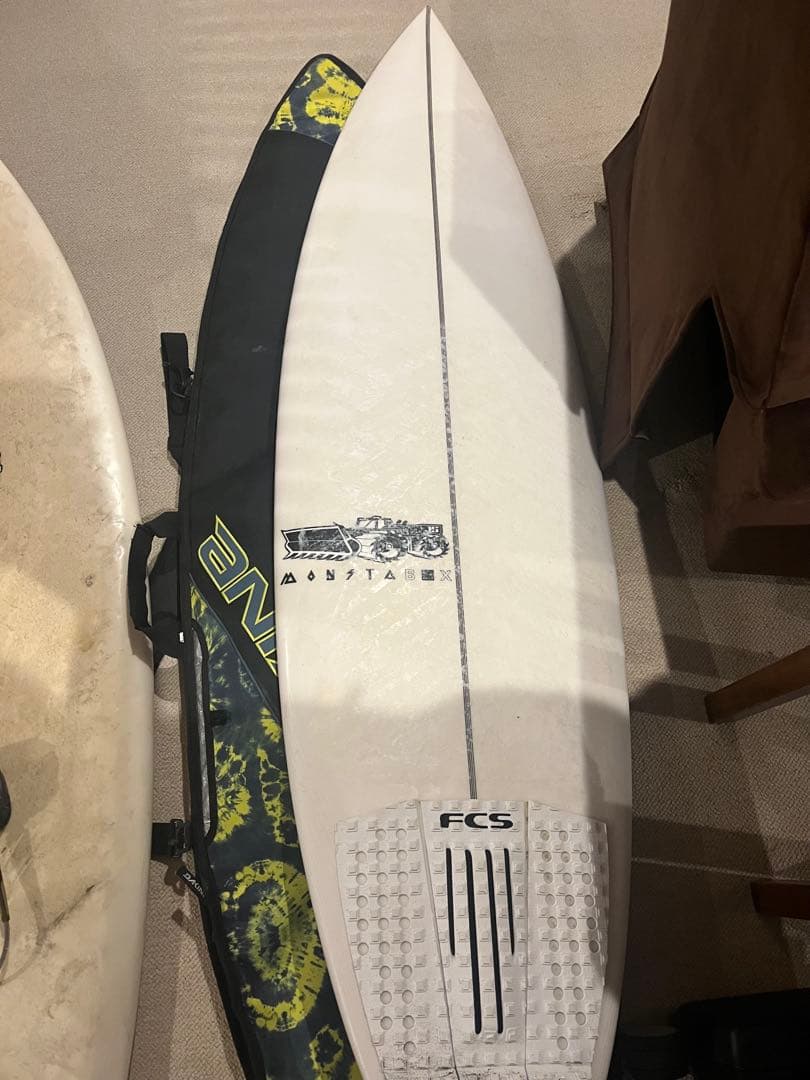 美品　JS INDUSTRIES ショートボード 5'9\" 27.8L