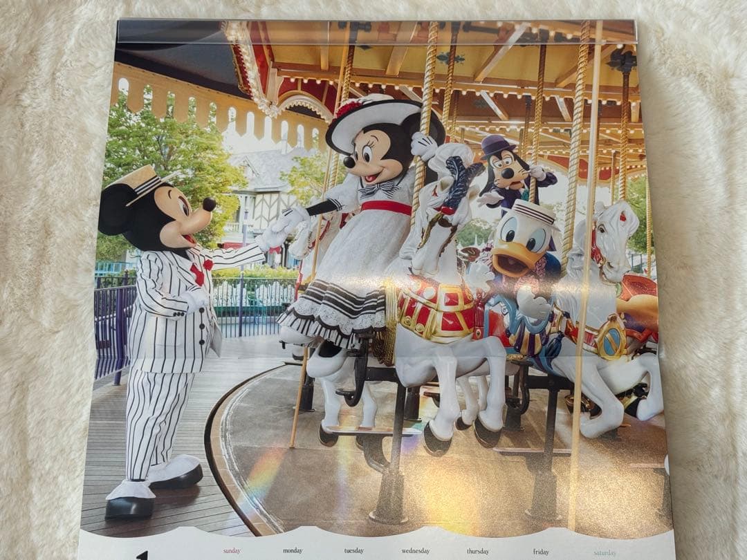 壁掛けカレンダー☆2026☆非売品☆東京ディズニーリゾート☆ミッキー☆クリスマス