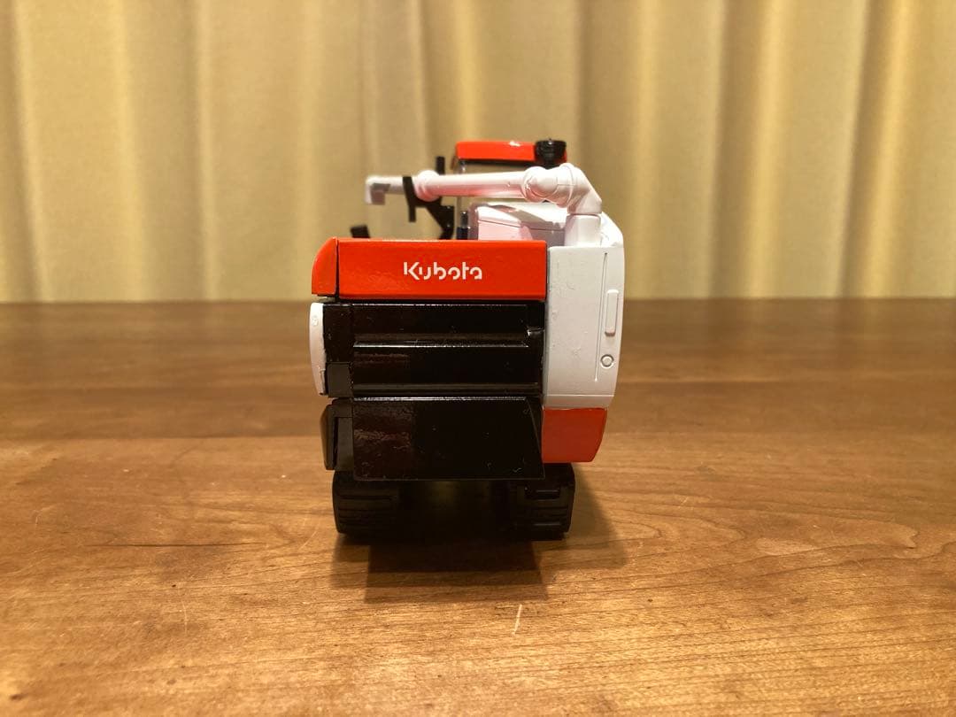 クボタコンバイン　DYNAMAX REVO ER6120