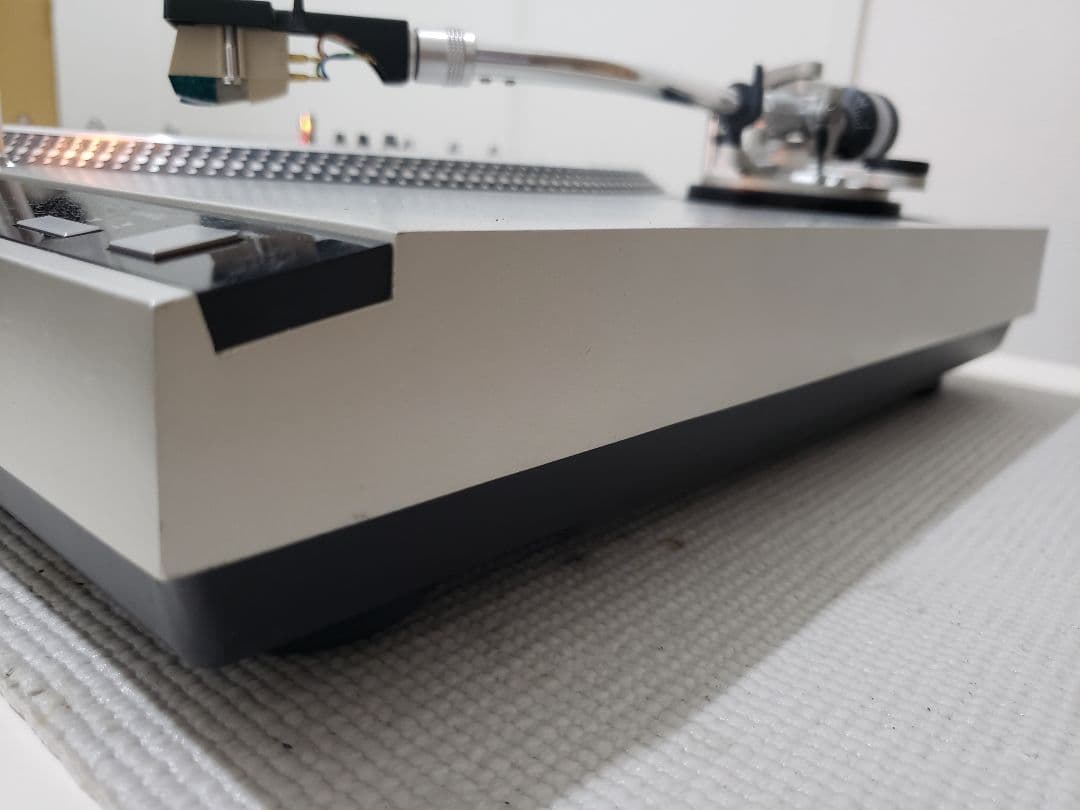 Technics SL-1600 MK2 ターンテーブル（希少品、美品）