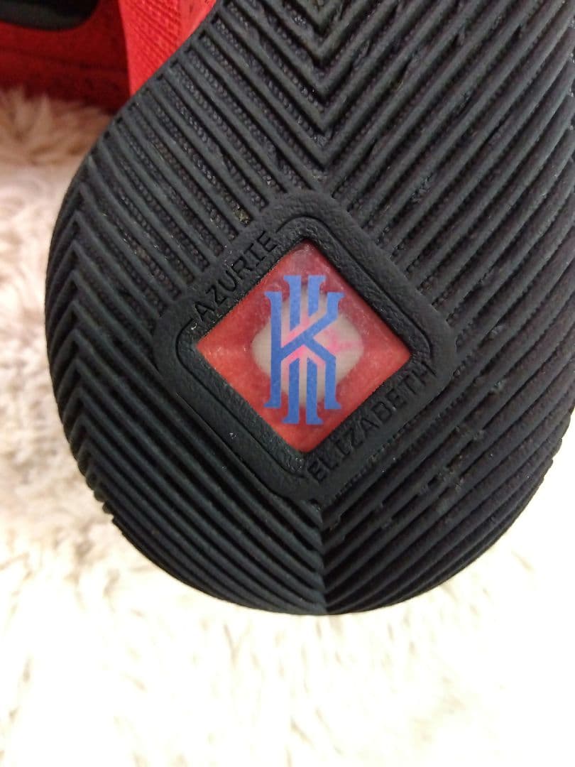 ナイキ NIKE カイリー Kyrie 3 GS Three Point
