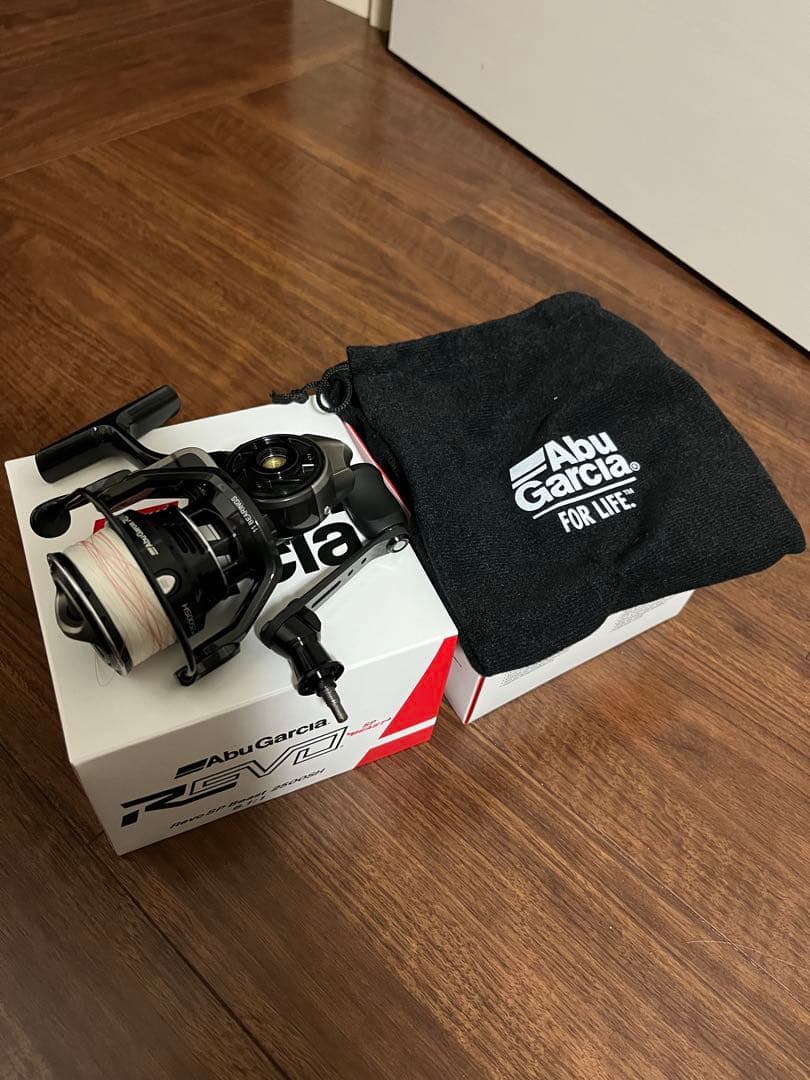 アブガルシア レボ スピニング ビースト 2500 ハイギア+エギングロッド