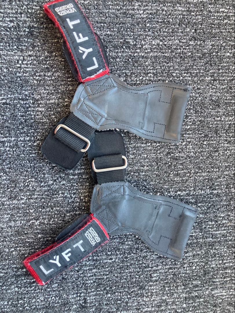 ※3連休特別価格【格安】LÝFT × VERSA GRIPPS 激レア