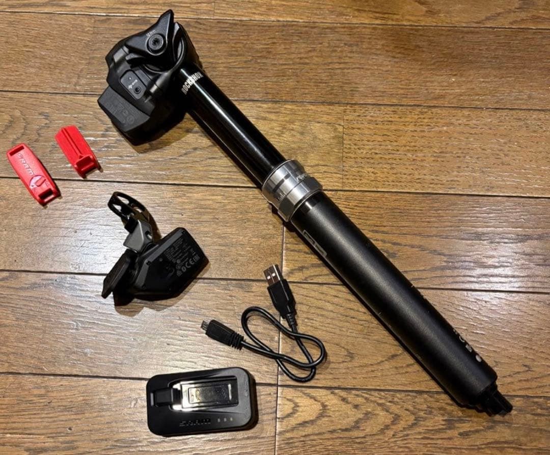 ROCKSHOX Reverb AXS 100x31.6mm ドロッパーポスト