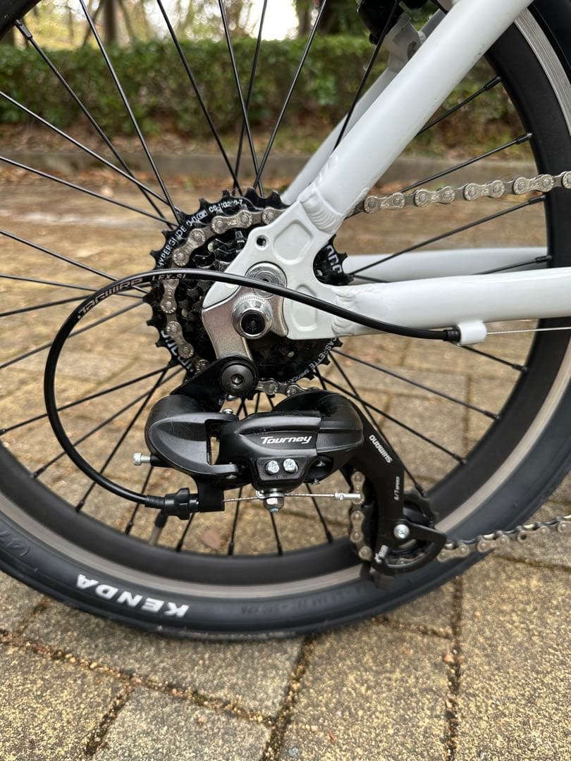 自転車本体 Bianchi LECCO 2022