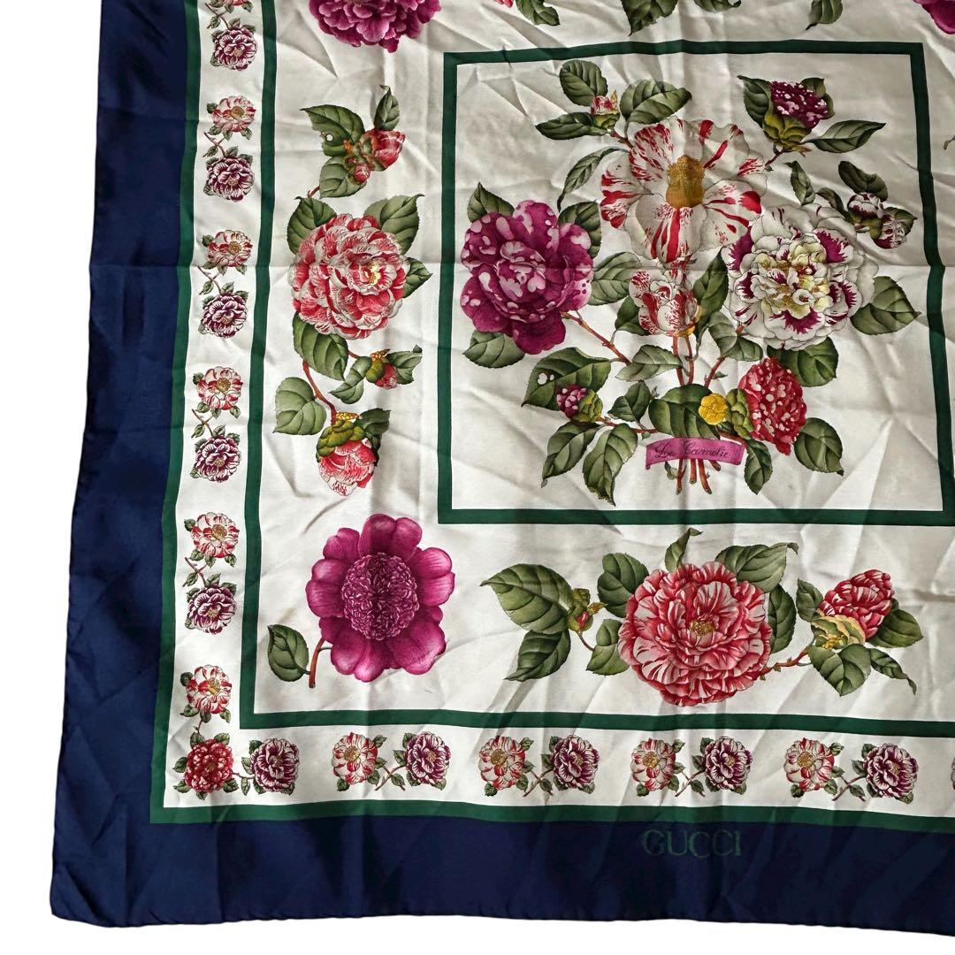 ♥️GUCCIグッチ シルクスカーフ Le Camelie 花柄 大判 イタリア製
