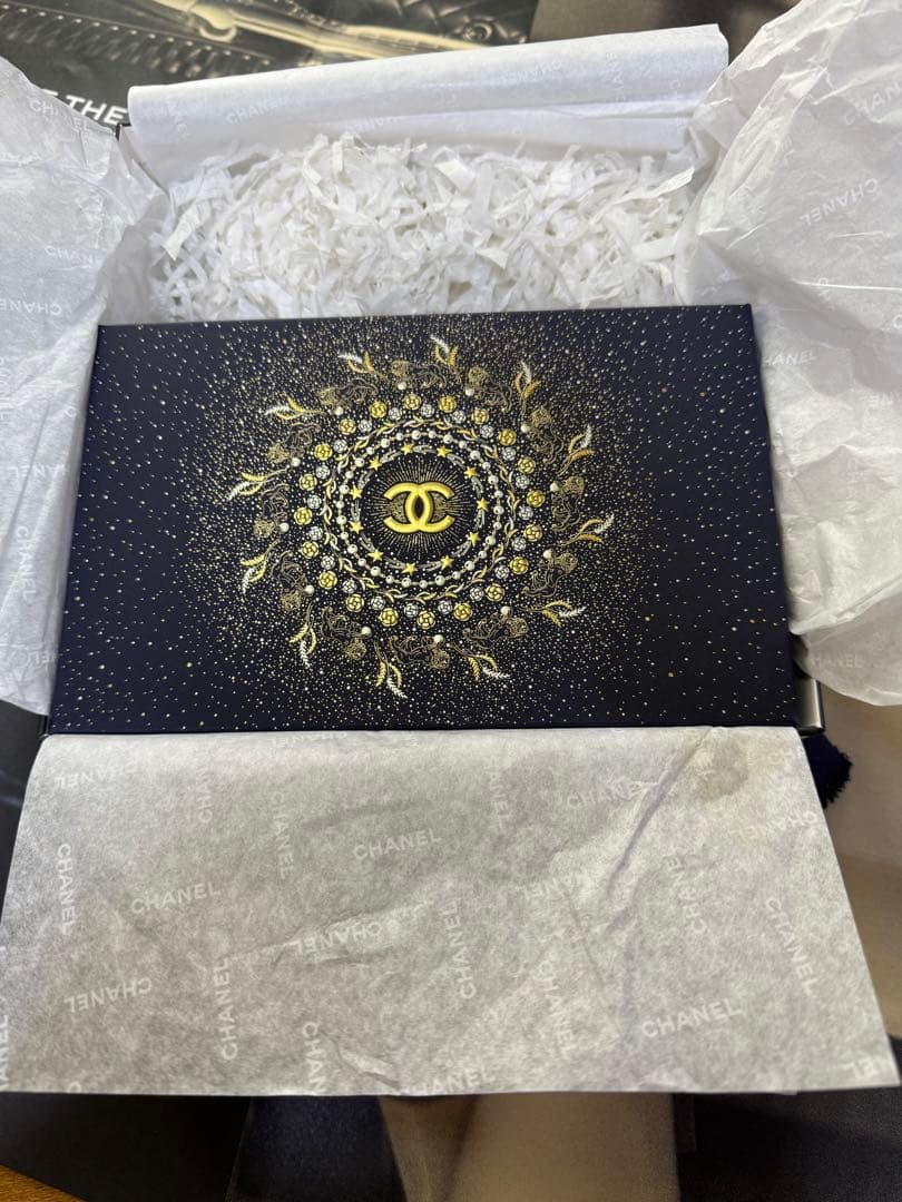 CHANEL アイシャドマスカラ　ツィードポーチブルーラメあり プレゼント用