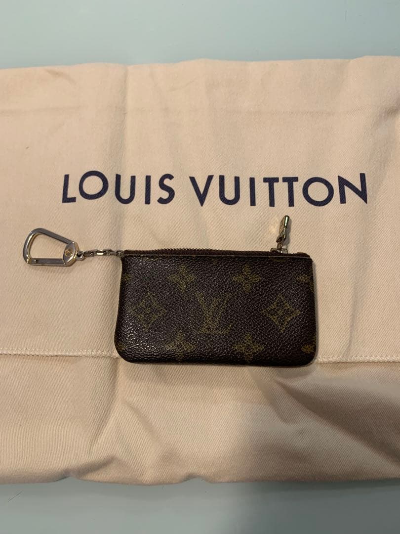 LOUIS VUITTON モノグラム　ケース