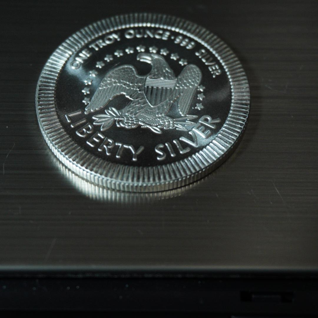1オンス SilverTowne リバティベル 銀貨 シルバー (メビウス様)