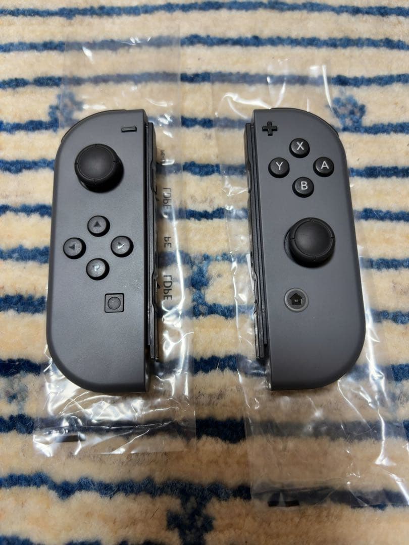 Nintendo Switch 本体 Joy-Con付き＋64GBmicroSD