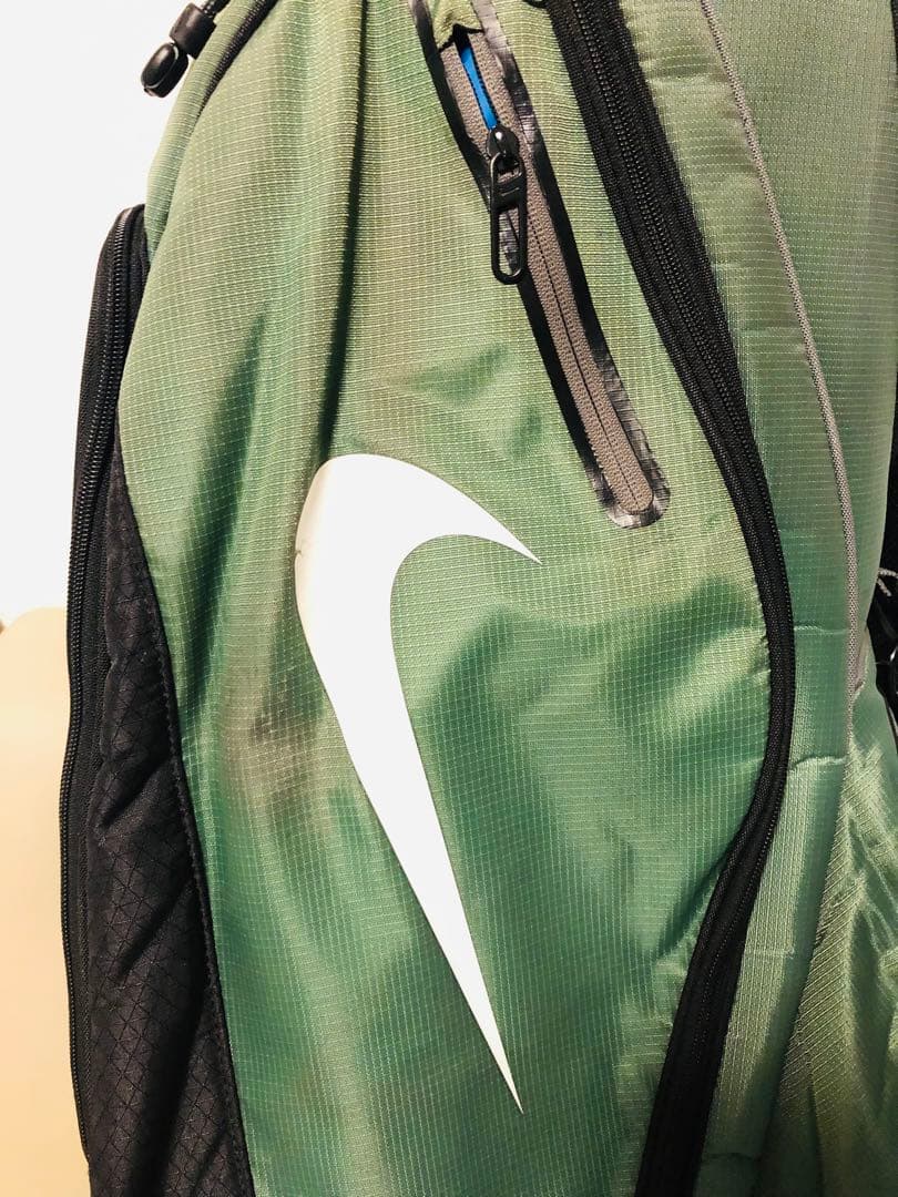 【送料込み】廃盤品　ナイキ　NIKE 軽量型キャディバッグ　ゴルフバッグ