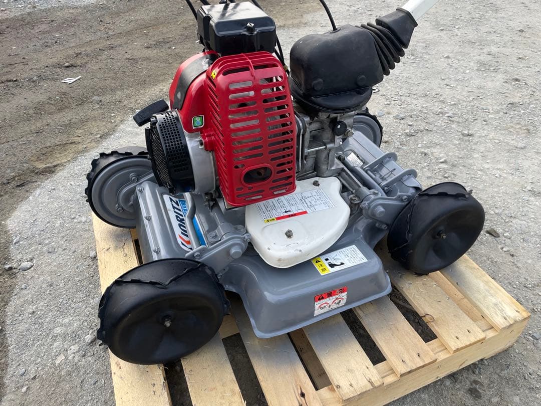 草刈り機　オーレックスパイダーモア　AZ851４WD