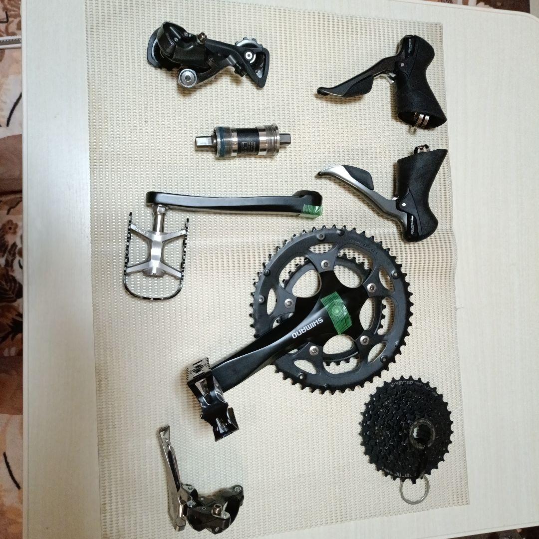 Shimano Claris R2000 コンポーネントセット
