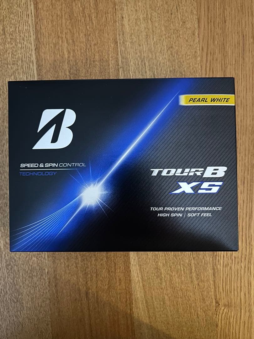 ブリヂストンTOUR BXSゴルフボール26年パールホワイト1ダース新品未使用