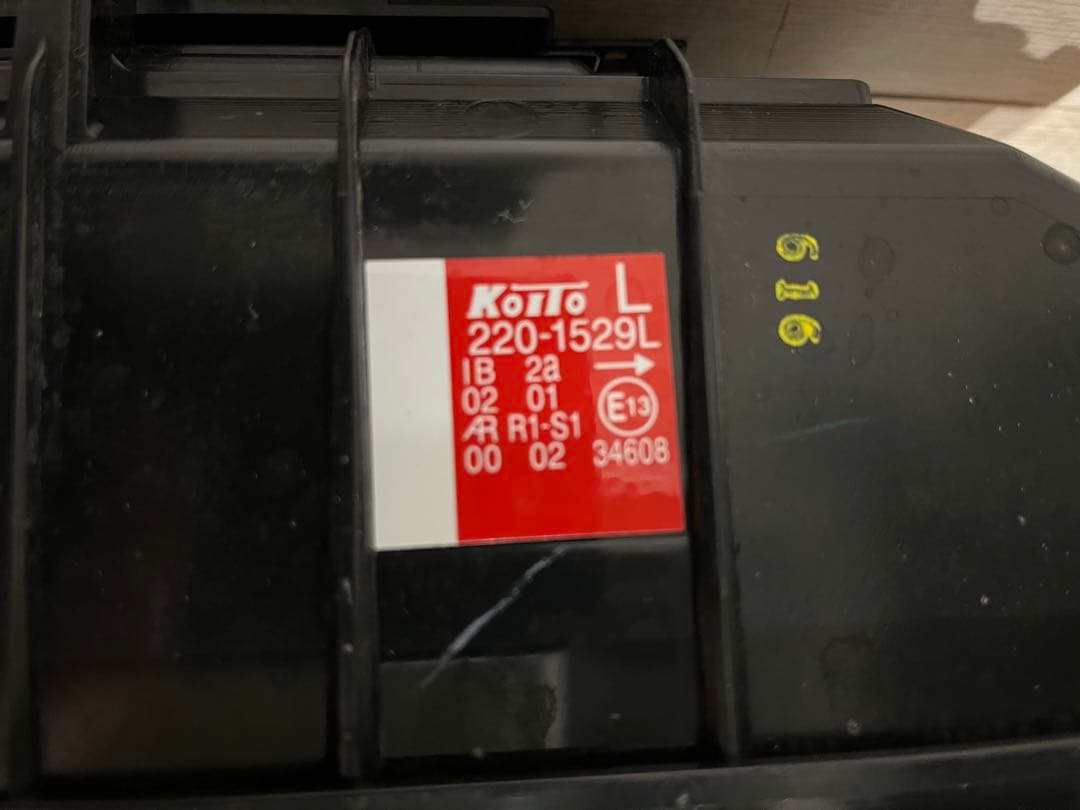 ポ*チ様 小糸製　LEDテールランプ　格安　美品