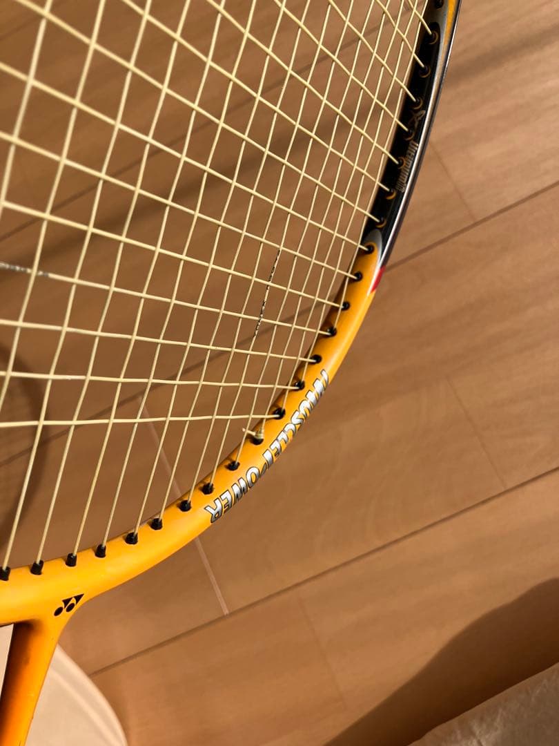 YONEX マッスルパワー90 ヒビなし ガットあり 3U G5