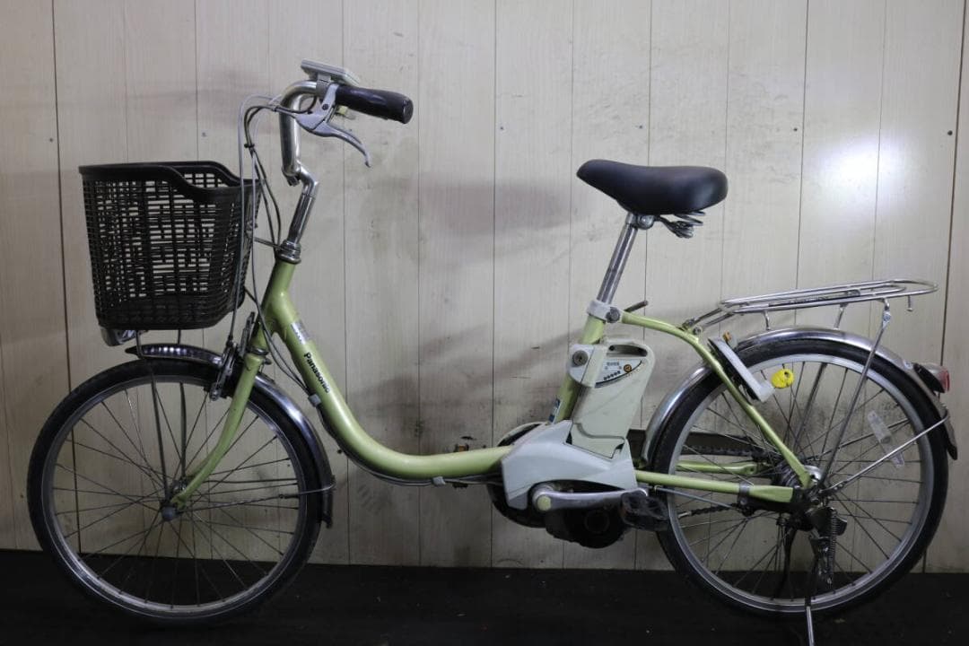 電動アシスト自転車 ライトグリーン 前バスケット付き