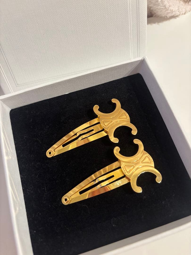 新品✨CELINE スナップ ヘアクリップ ゴールドフィニッシュ セリーヌ