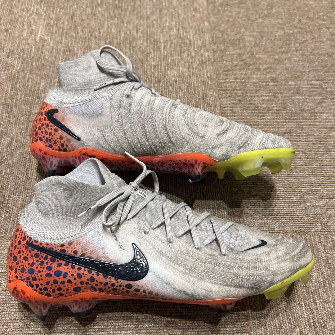 即日発送可能　NIKEファントムルナ27.0cm