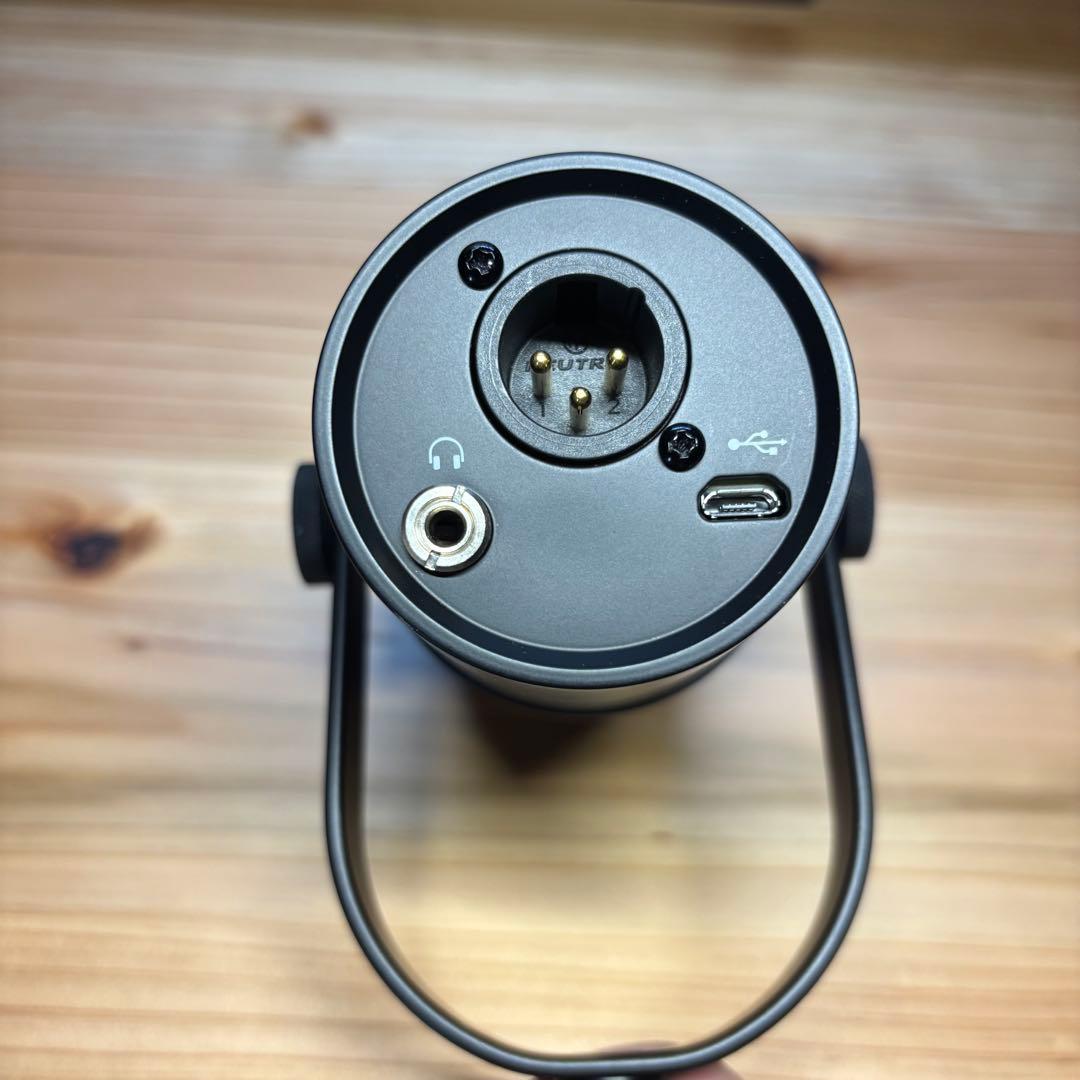 配信機器・PA機器・レコーディング機器 SHURE MV7 PODCAST KIT