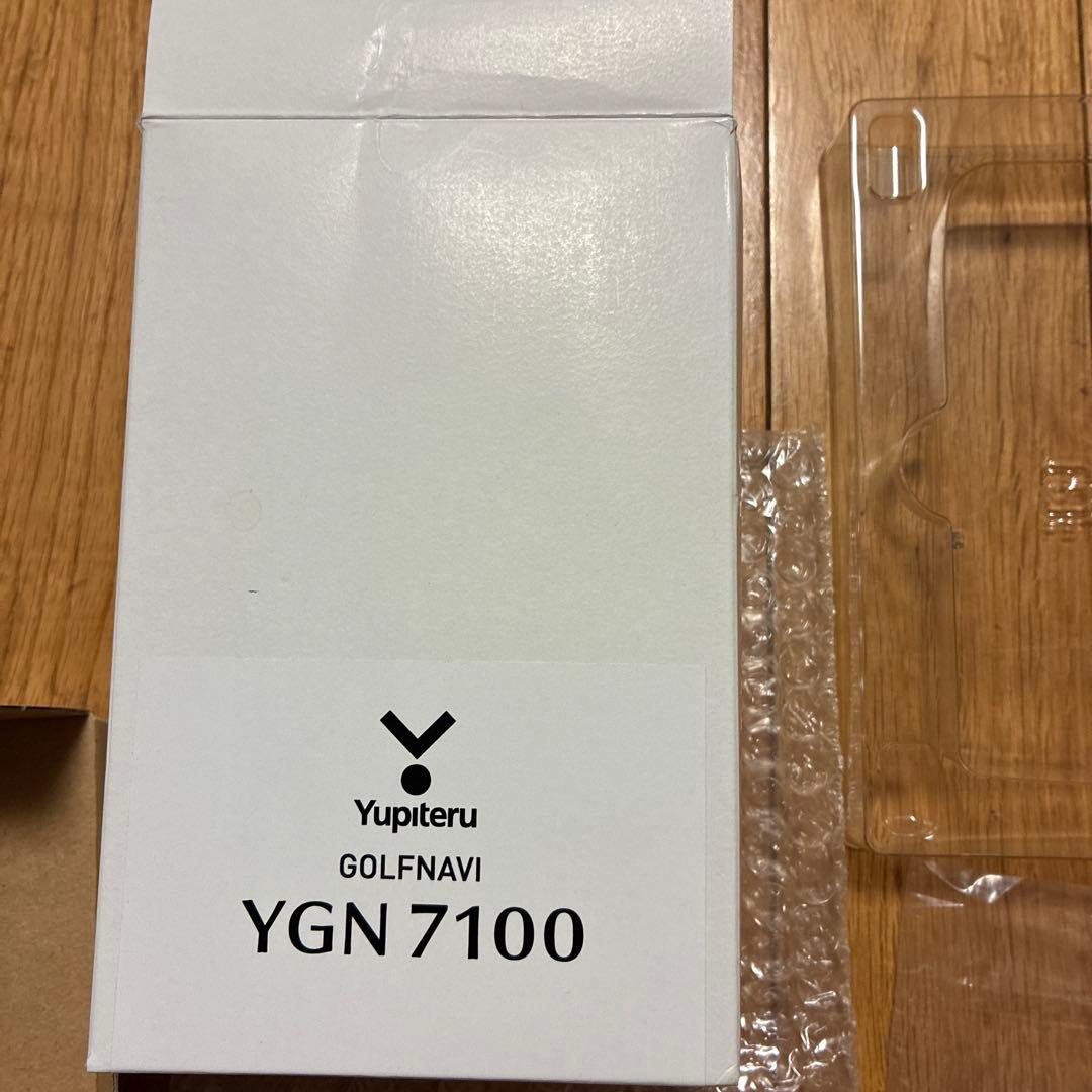 【ほぼ新品　ラウンド3回　画面保護シート貼済】ユピテル　ゴルフナビYGN7100