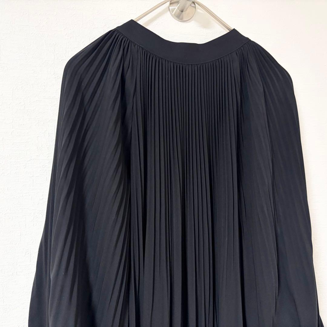 theory luxe プリーツ ワンピース
