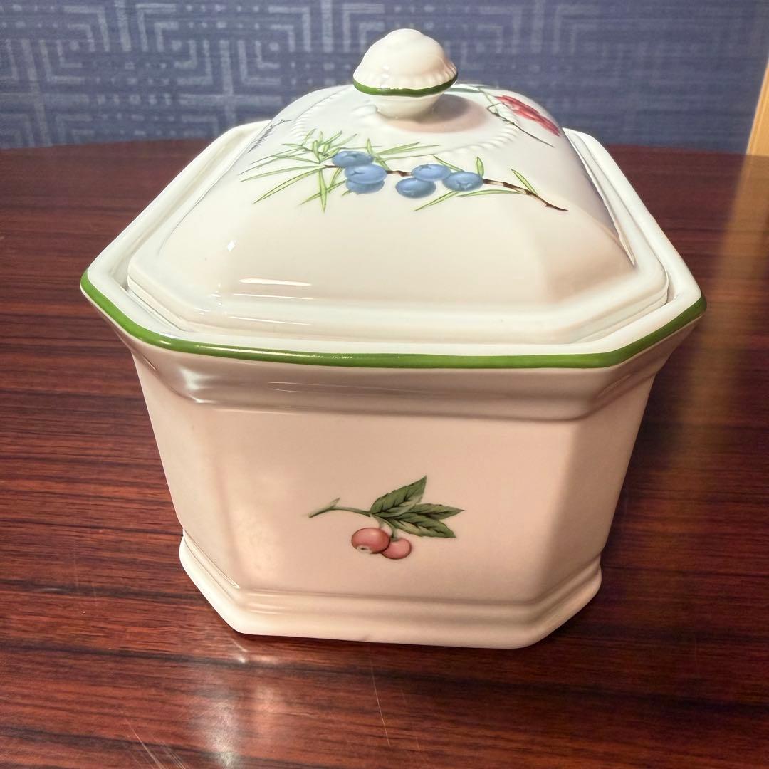 APILCO France ボタニカル　蓋付容器　アピルコ フランス製 蓋付陶器