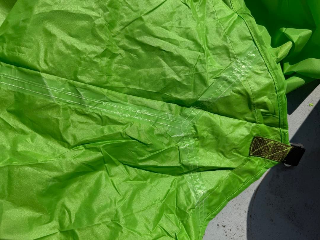 mont-bell MINI TARP HEXAGON 緑　ポール付き