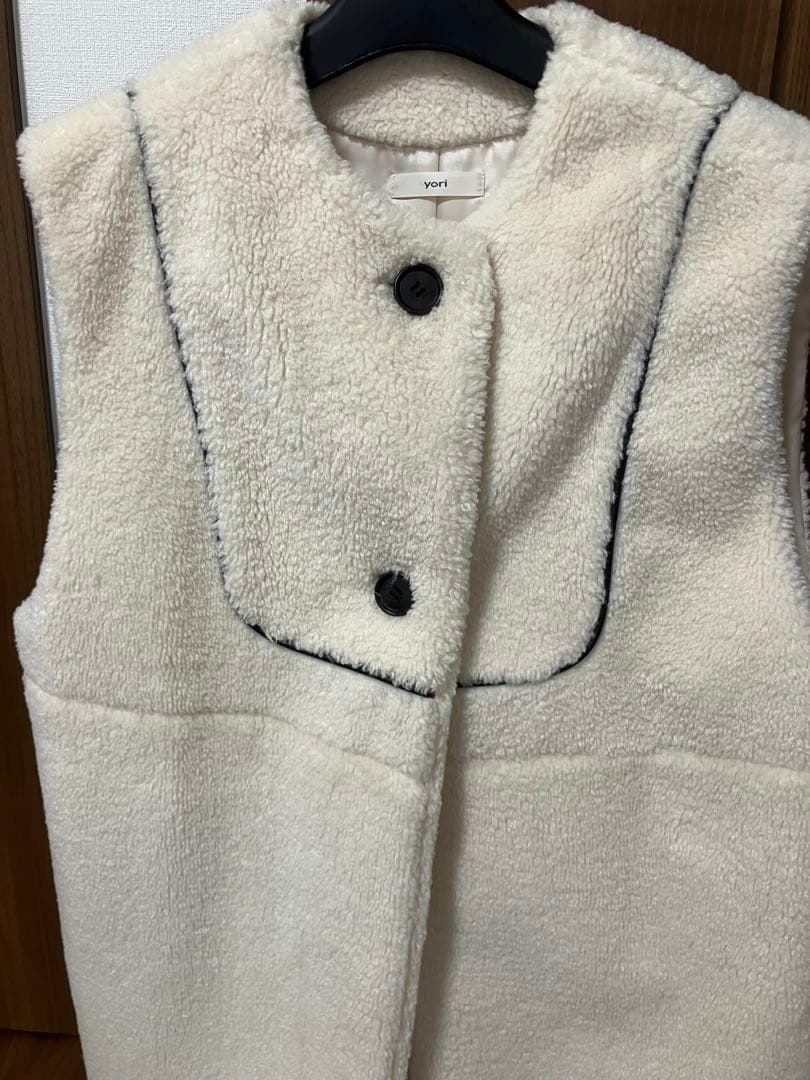 yori もこもこ　ロングジレ