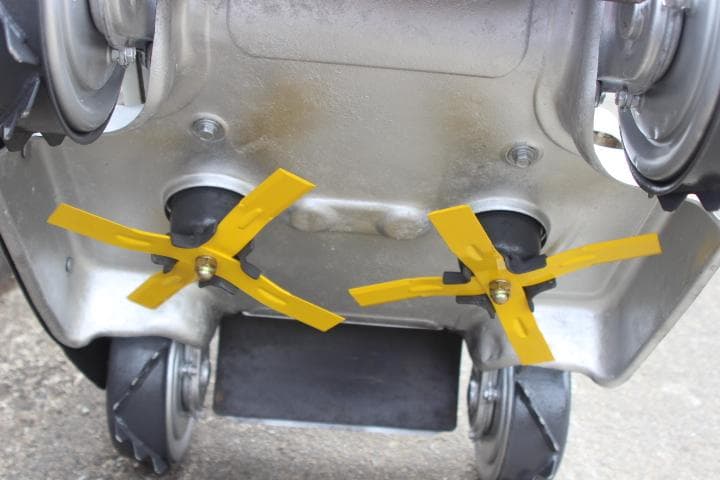 草刈機　オーレック　スパイダーモアー　SP850　4WD　爪新品　A9283