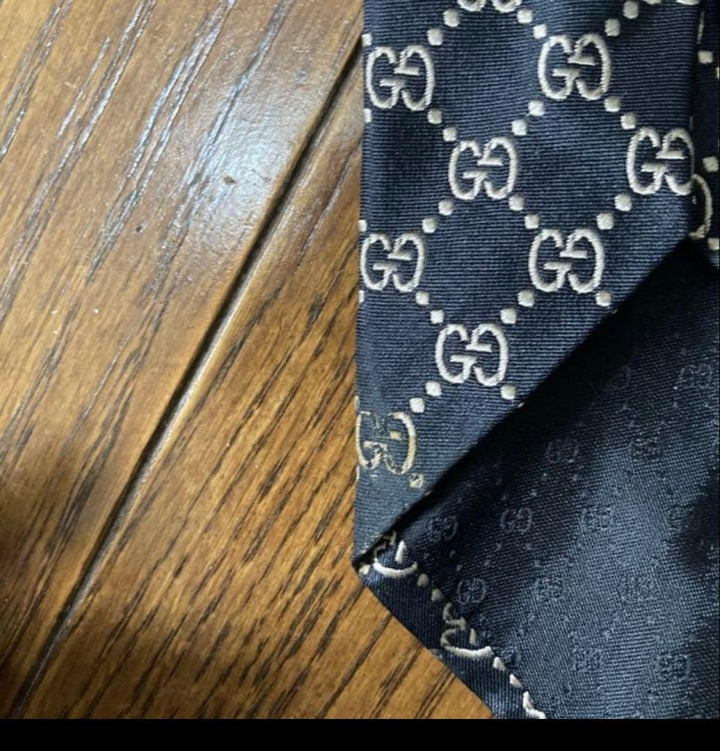 GUCCI グッチ　ネクタイ　GGパターン 総柄