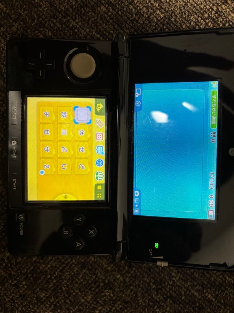 Nintendo 3DS 本体 ゲームソフト3本 充電器付き