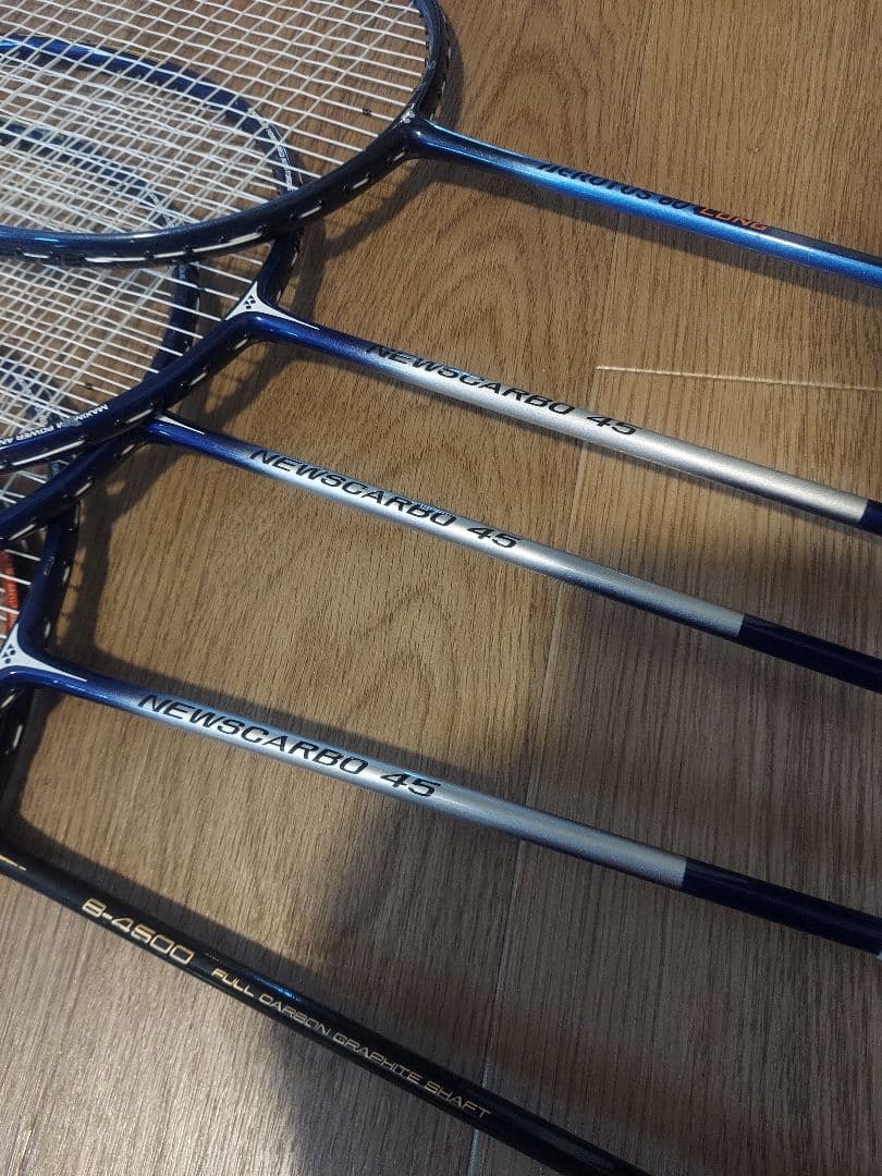 【YONEX】バドミントンラケット　5本セット