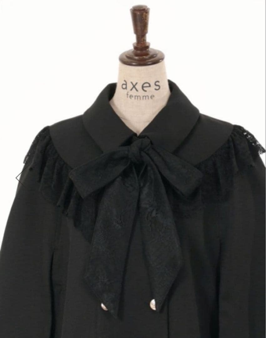 axes femme リボン付レースフリルコート 黒