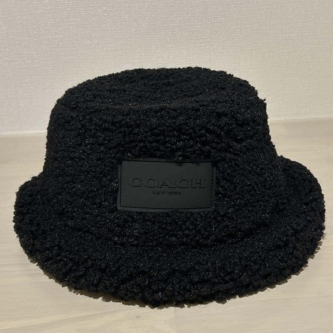 あすん　COACH　コーチ　シェルパ バケットハット M/L ブラック