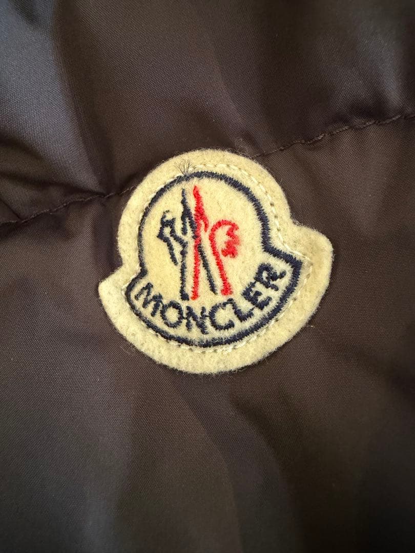 【新年特価】価格改定！MONCLER ダウンベスト ダークブラウン