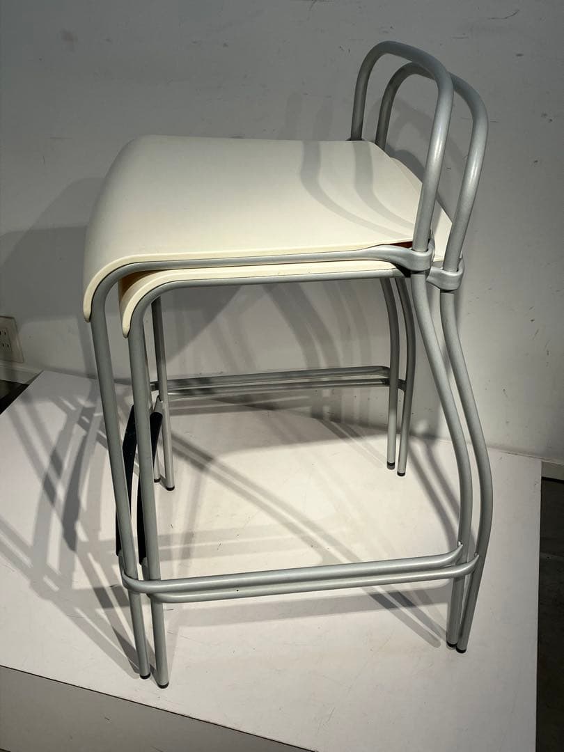 ①マジス　ハイスツール、美品、カルテル、アルテミデ、ハーマンミラー、カッシーナ