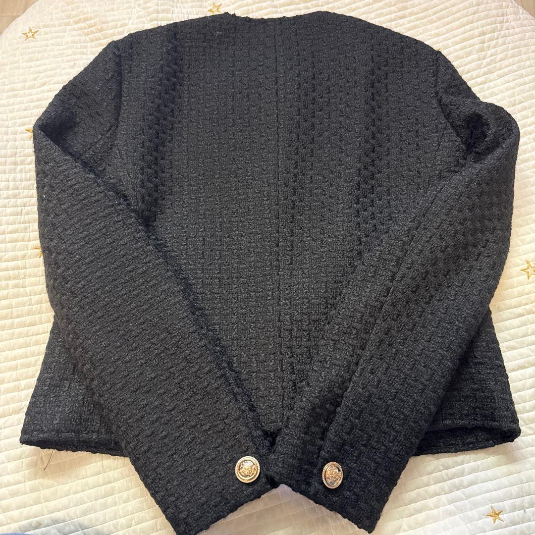【新品タグ付き】ZARA ツイード生地　ブラックジャケット　金ボタン　Sサイズ