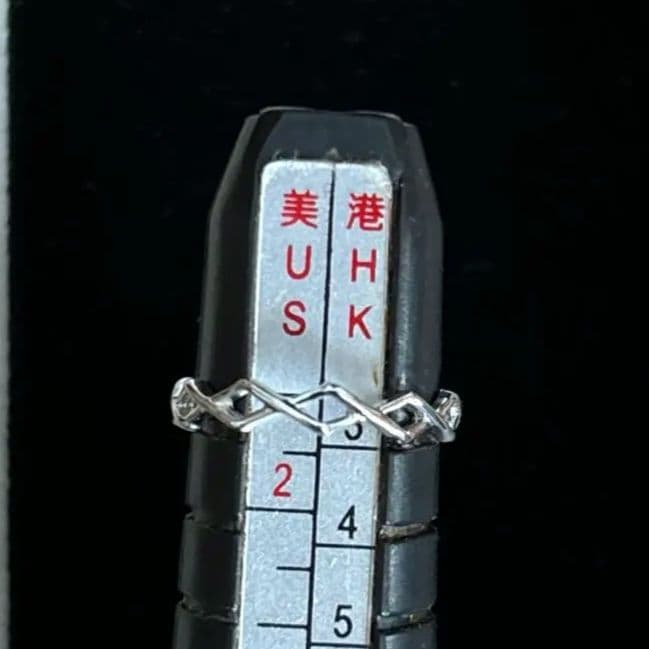 イヤーカフ　K10WG ひし型　品質保証書あり　ケースなし