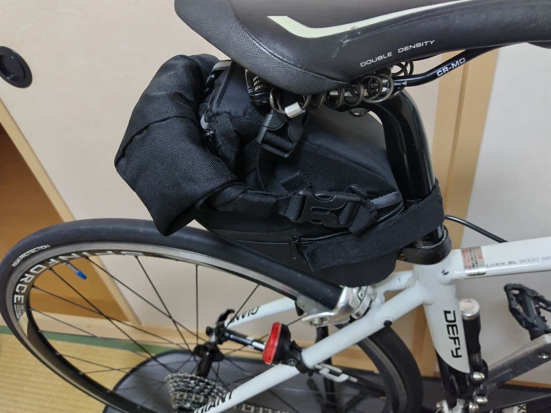 【値引き49千円→48千円】【福岡引取限定】GIANT DEFY ロードバイク