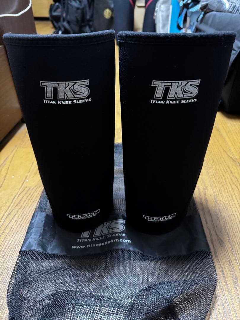 タイタン TITAN TKS ニースリーブMサイズ