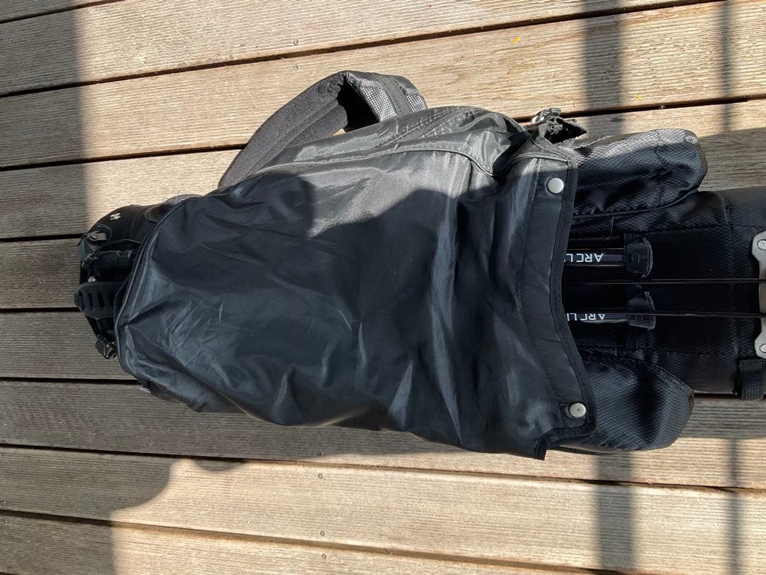 OGIO オジオ スタンド式 キャディバッグ 軽量 口枠多分割 ゴルフバッグ