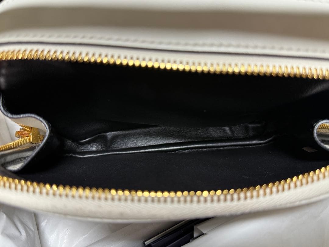 バッグ PRADA