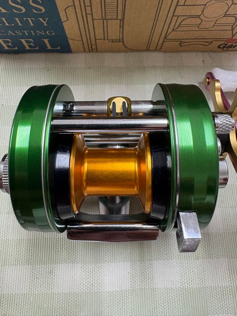 アブガルシア アンバサダー 2500C グリーン カスタム