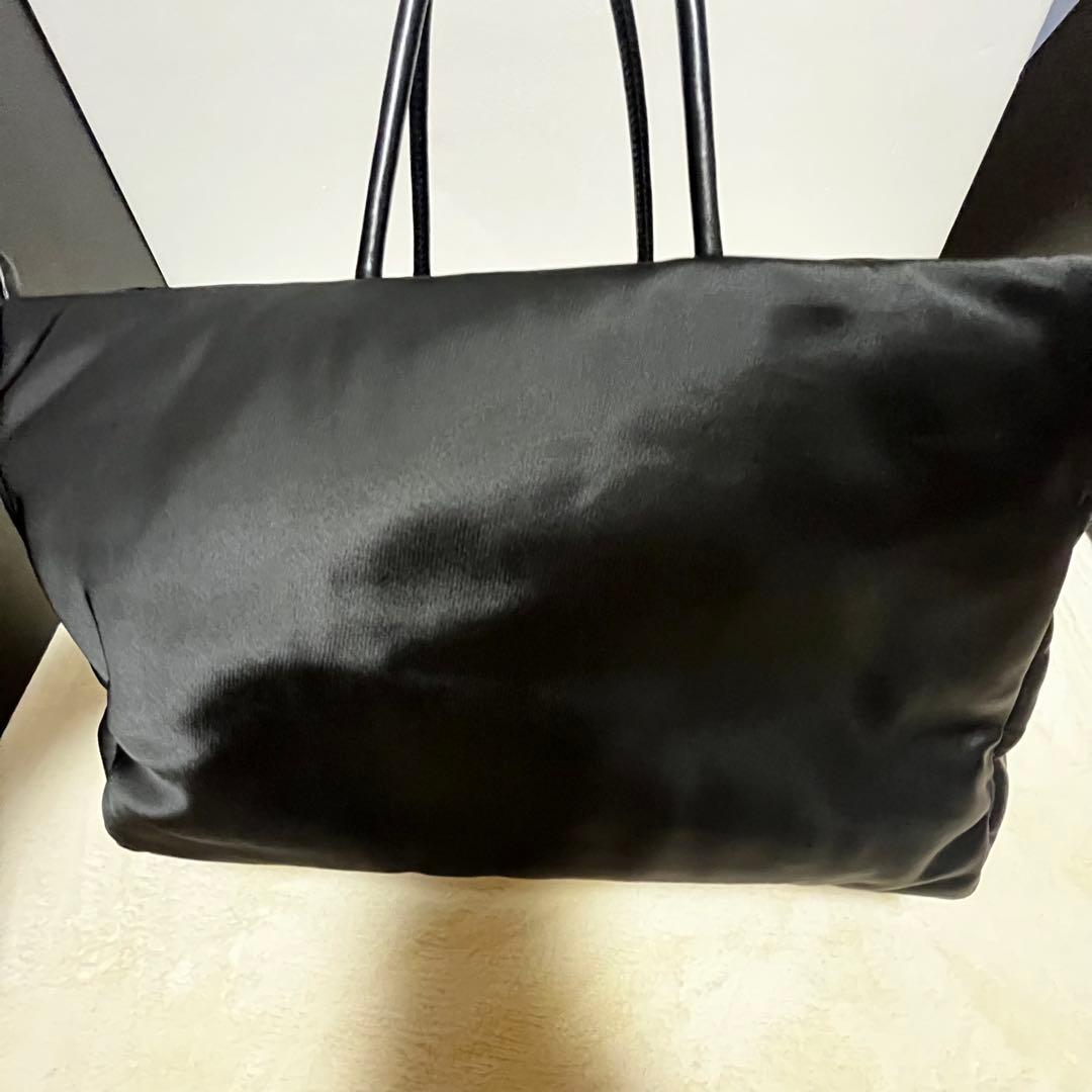 美品。DIESELナイロントートバッグ